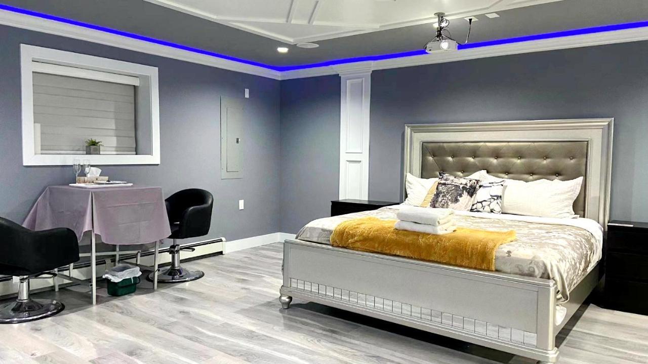 Aaron'S Sweet Home Суррей Экстерьер фото
