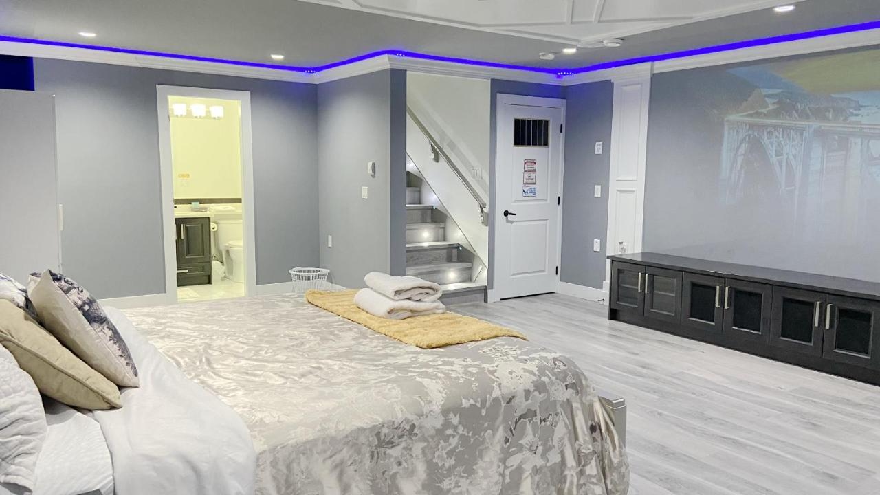 Aaron'S Sweet Home Суррей Экстерьер фото